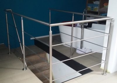 Inox trapleuning met balustrade